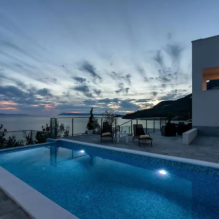 Stunning In Dra With Private Pool * Drasnice